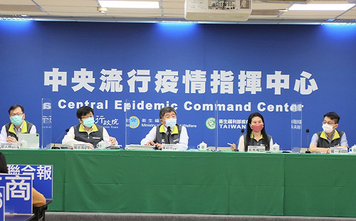 開放「福又達」唾液快篩疑圖利？陳時中否認：質疑要有證據  否則對公務體系不公平