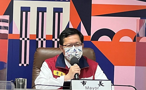 桃市單日確診人數首次破萬 鄭文燦：校園重大活動暫停、畢典採線上舉辦