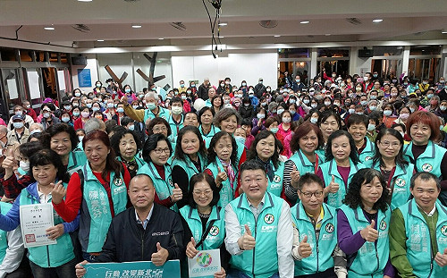 綠營新北主委戰局風雲莫測  湧言家族發文送暖何博文