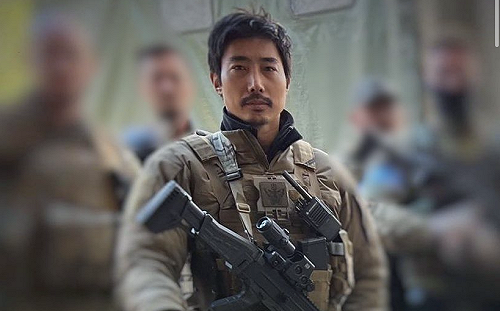 「他摧毀10輛俄軍坦克」? 李根大尉返韓治療 稱還想回去烏克蘭前線