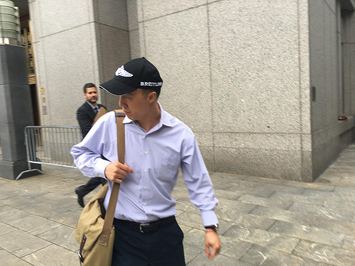 美FBI華裔技師任內兼中國間諜  認罪稱抱歉