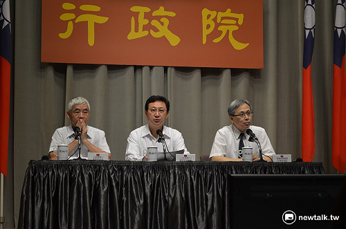 為Uber解套 賀陳旦：計程車業不應放棄改進
