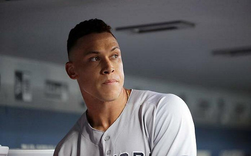 唐勞森種族歧視發言　連法官都不滿