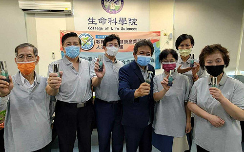 嘉義大學與華安醫學公司簽署產學合作備忘錄