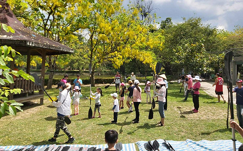 端午連假享受「浪漫黃金雨」！阿勃勒花台南虎頭埤浪漫展開