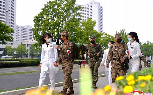 病毒搞垮金正恩？北韓向WHO求援 疑現COVID-19「新變異株」