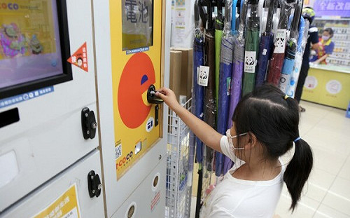 新北智慧回收機倍增 積點可折抵外送平台及大賣場消費