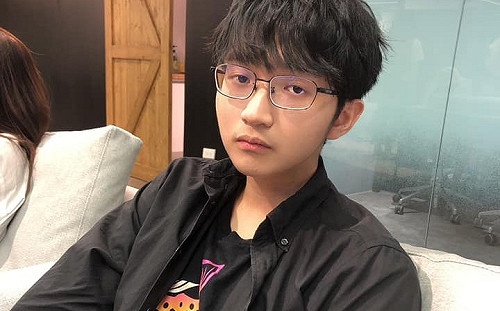 被問上片問到崩潰！實況主超負荷：你去問YouTube