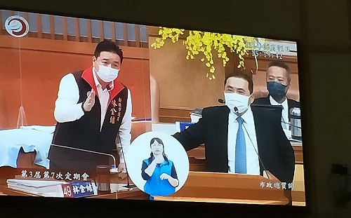 林金結送侯友宜雞精喊加油 促打通瓶頸闢公園及停車場