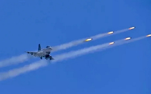 空前密集! 解放軍東部戰區一個月內3次在台周邊戰備警巡 防「美台勾連」