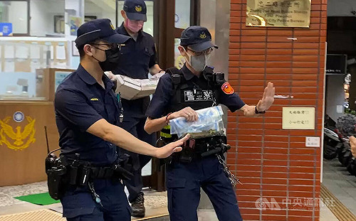 整理親友遺物發現上千顆子彈  警方追查來源