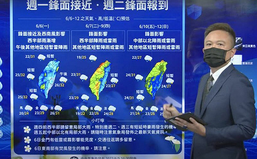今晚鋒面殺到！週四前這2區雨最大