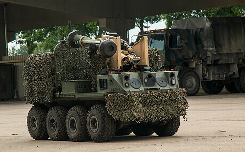 能自動識別、接敵？傳美軍Origin機器人戰車攜「標槍」、無人機前進歐洲