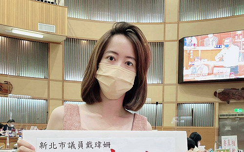 被自首？戴瑋姍爆：侯市府有吹哨者名單 還動用工程師調查誰下載音檔