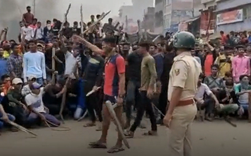 印度徵兵改革暴亂擴大至8個邦 堵公路、砸警局、燒火車 逾350列車停運