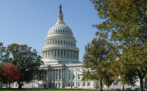 拜登民調跌到39%　民主黨期中選舉不妙