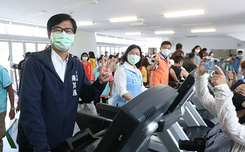 打破左營藍票倉？  陳其邁：要把我們的「家」顧好