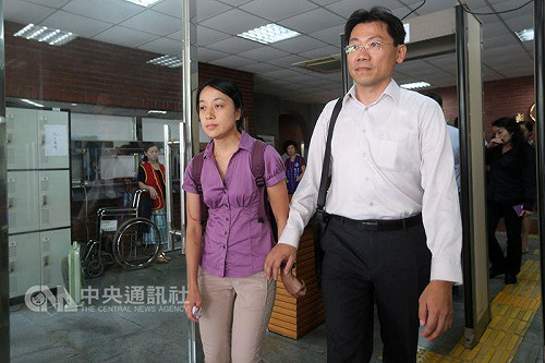 國是會議籌備委員名單 小燈泡母親受邀