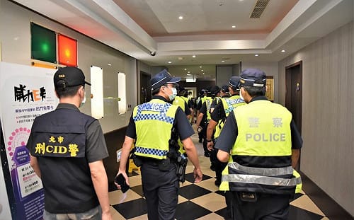 暑期青春專案聯合稽查 北市警查獲51案52人