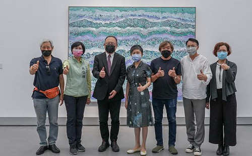高美館《抽象高雄》開展 攜手27位藝術家構築南方新想像