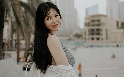 「暗黑李毓芬」辣曬15秒熱舞片！紅色深V連身裙辣暈全網