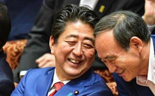 菅義偉淚訴想和安倍晉三呼吸相同空氣 矢板明夫道出兩人20年深厚情誼