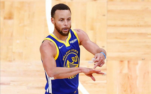 CJ：Curry是太陽系一切圍繞他運轉