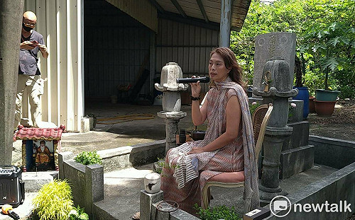 二二八遺族商毓芳墓園宣布參選台南市長  向「虧雞」喊話由專業年輕來做