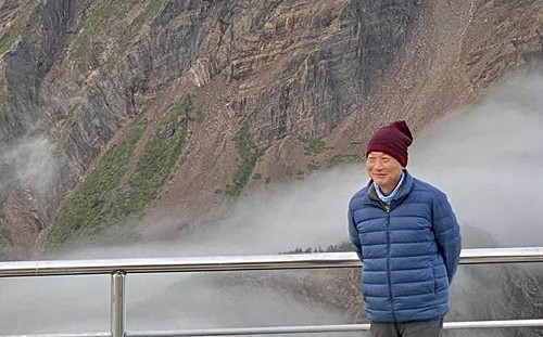 鄭明典分享玉山清晨照！「這焦點」比第一高峰更吸睛