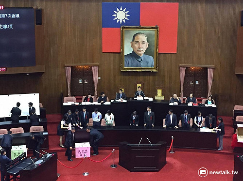 立院三讀！軍官涉共諜案遭判刑將砍終身俸