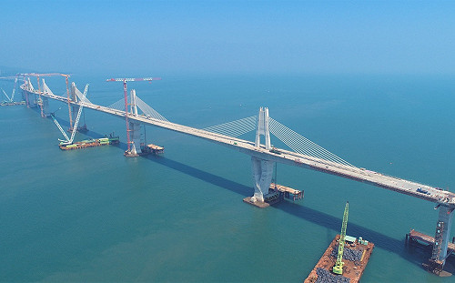 受颱風外圍環流影響陣風達8級 金門大橋晚間8點起實施「封橋令」