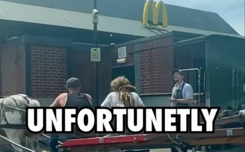 被麥當勞報警趕走！只因男子開這車