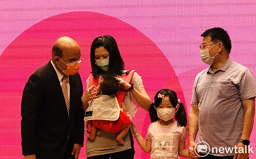 補助不孕夫妻生育政策奏效！蘇揆：預算沒有天花板 鼓勵生三胎