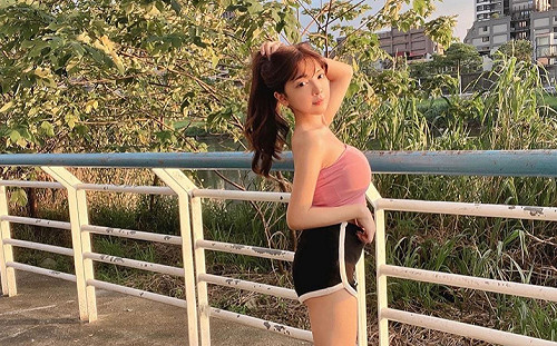 網紅棰棰模仿哥吉拉  網全暈「好兇！」