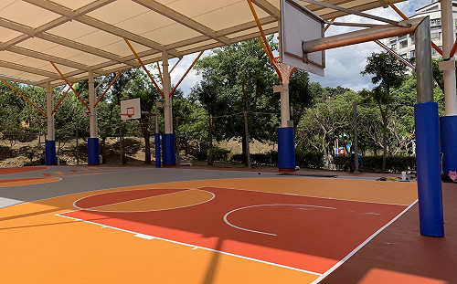 藝術與人文薈萃的運動場地 新北永吉公園天幕籃球場開打