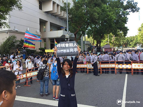 踐踏同志人權  自然可以踐踏新聞自由