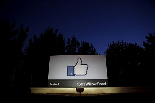 重返中國市場 FB計畫為其提供審查軟體