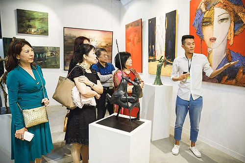 高雄藝博會登場 國外畫廊參展踴躍