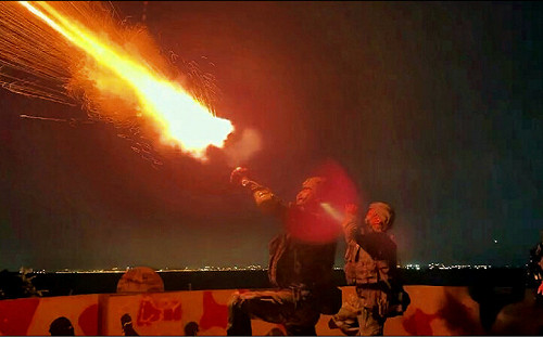 擾台新常態？中國無人機再度夜襲北碇地區 駐守部隊射擊信號彈警示