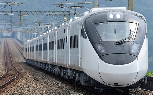 春節大開499班加班車！竟沒空整理「座位全反方向」台鐵回應了