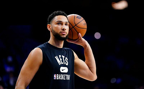 籃網傳新賽季將讓Simmons打中鋒