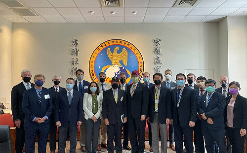 美軍前戰略司令訪國防安全智庫 關注役期、軍備等議題