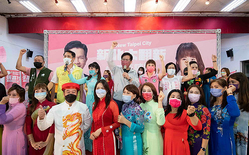 連跑中和、板橋座談會  林佳龍關心新住民與青年福利