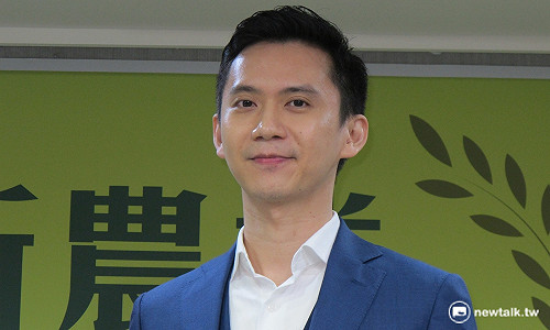 鄭永金兒子任民進黨主任 放棄到中國主持節目