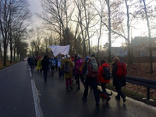 終結戰火 和平人士從柏林出發走到敘利亞