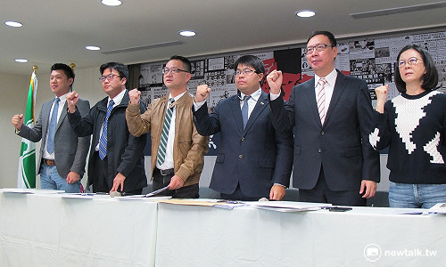 反擊藍抹黑 5民進黨發言人1律師召開記者會