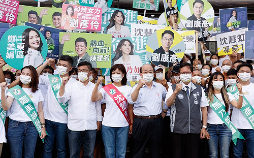 鄭寶清今登記參選 鄭文燦：桃園隊3打1還是會贏