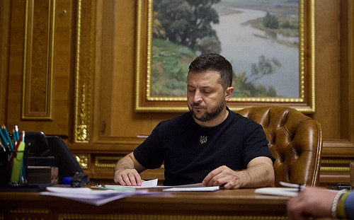 才剛收復戰略重鎮伊久姆   驚傳澤連斯基返首都遇車禍