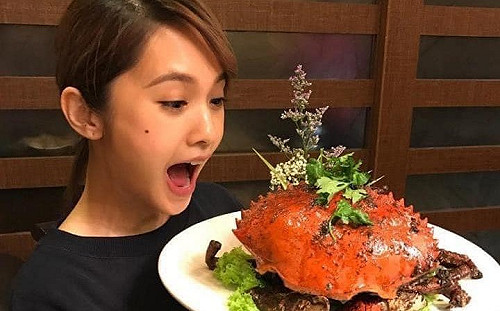 楊丞琳「在台灣吃海鮮奢侈」！網譙翻：舔共舔出新高度