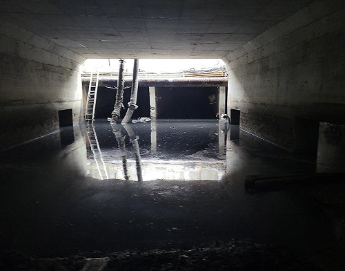 新北蘆洲鴨母港溝萬福橋下水閘門  9/7起將配合工程開啟